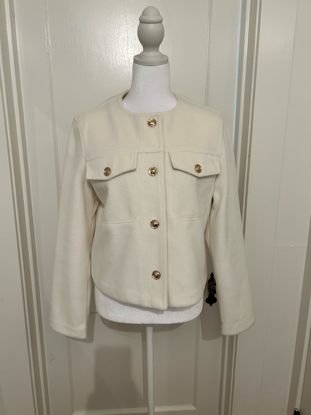 Zara Women's Cream Button-Front Jacket